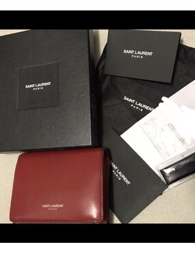 Saint Laurent Classic leather compact red wallet